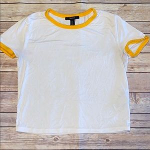 FOREVER 21 T-SHIRT SIZE MEDIUM